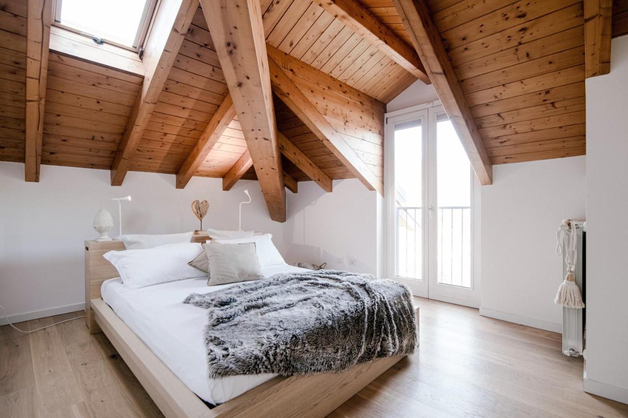Modern Luxury Attic - BymyhomeinКомо Екстер'єр фото